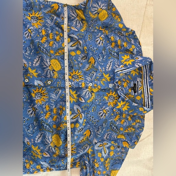 Talbots Blue and Yellow Floral Button Down Shirt 💛💙💛 - Picture 4 of 10
